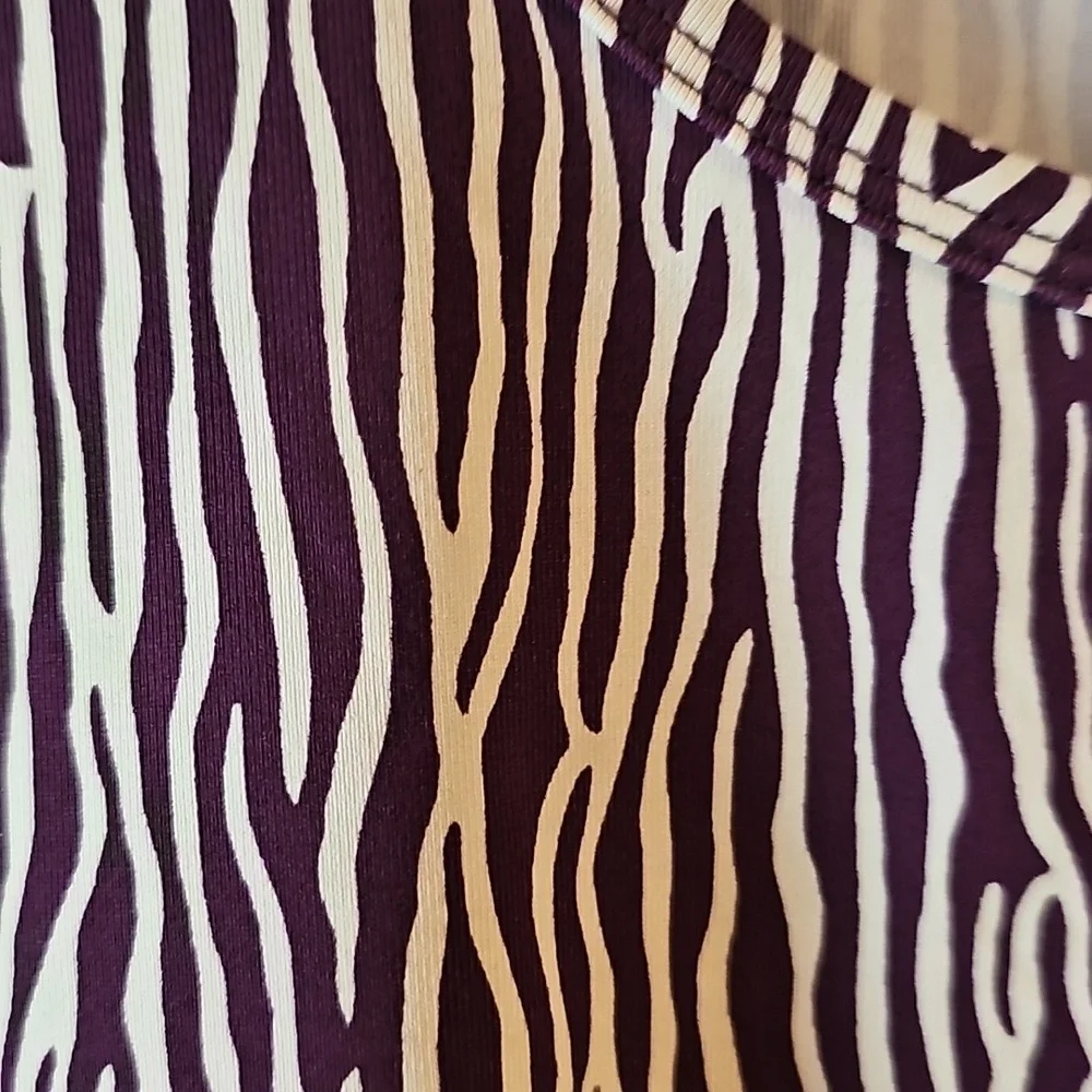 J. McLaughlin Size S Small Catalina Cloth Top Purple Zebra Animal Print WT185 - Picture 5 of 7